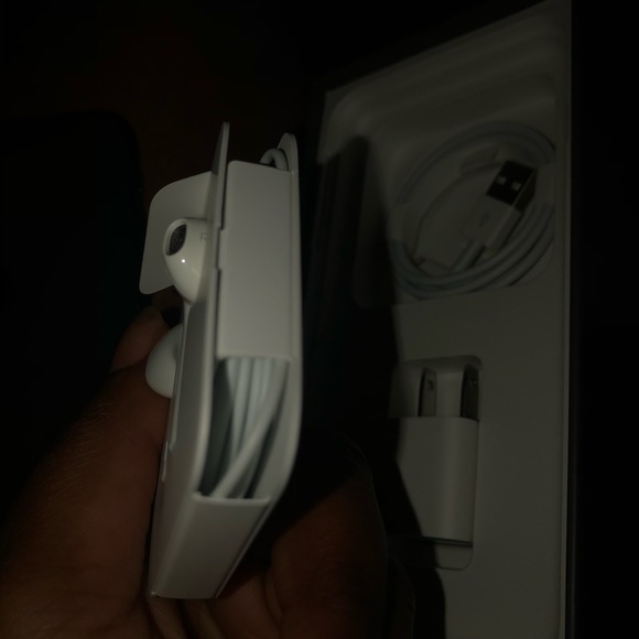 iPhone 8 Plus - Picture 3 of 3